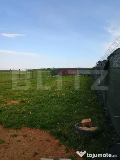 Teren de 1310 mp, în Central
