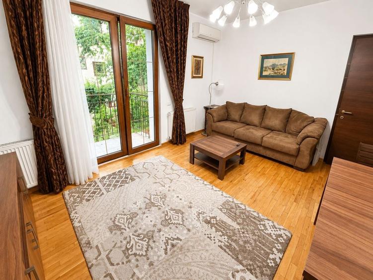 Apartament cu 2 camere decomandat în Floreasca