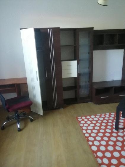 Garsonieră decomandată în Elisabetin