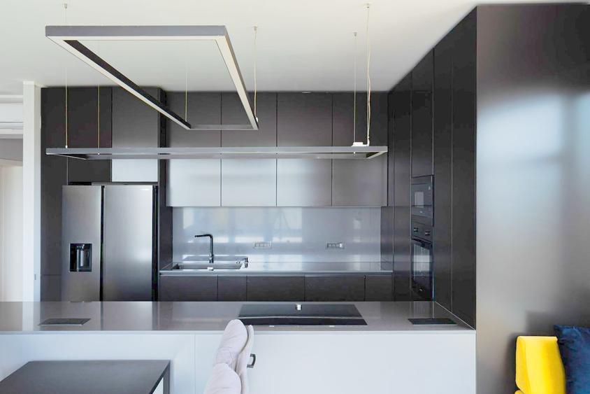 Laguna Residence, lux, vedere superba la lac, 2 locuri parcare in garaj - 4