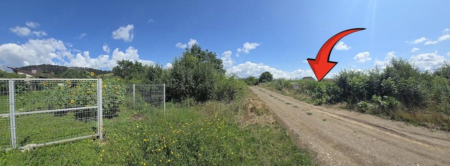 Teren de 675 mp, în Sânpetru