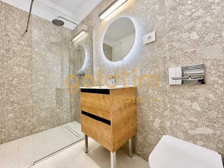 Apartament cu 3 camere decomandat, mobilat în Iancu Nicolae
