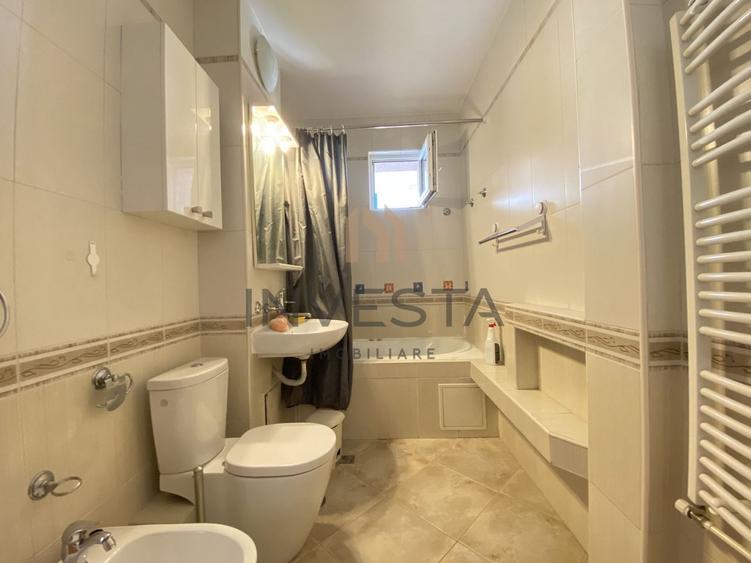 Apartament cu 4 camere semidecomandat, mobilat în Zorilor