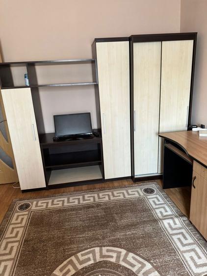 Apartament cu 2 camere nedecomandat în Nufărul