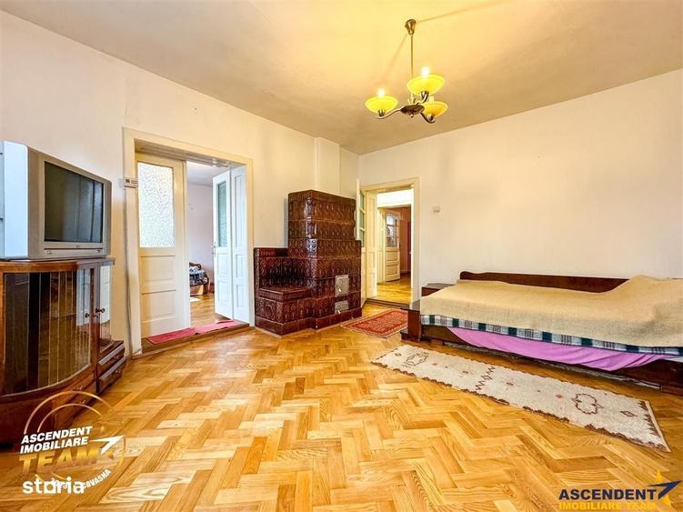 Casă cu 2 camere în Boroșneu Mic