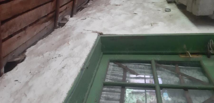 Casă cu 3 camere cu Teren 1186 Mp în Bala