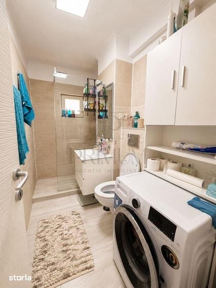 Apartament cu 4 camere decomandat în Est