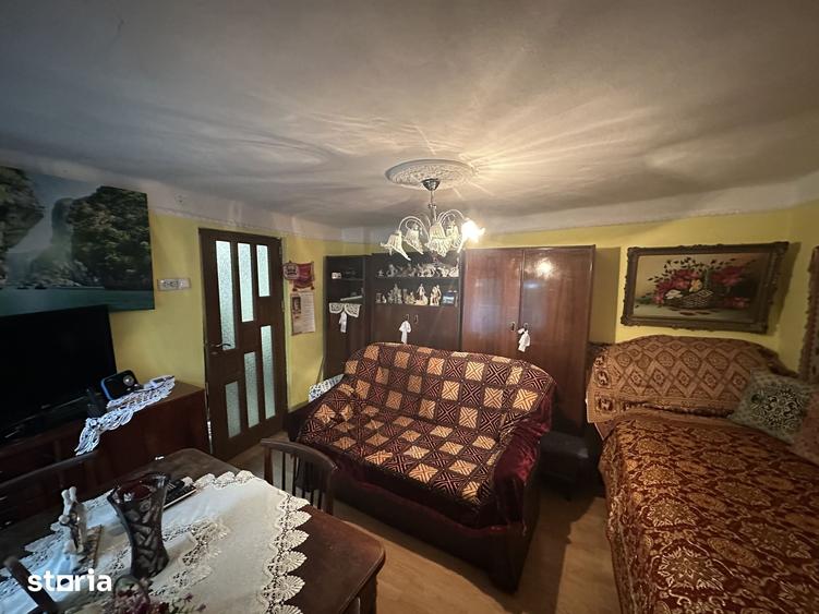 Casă cu 2 camere cu Teren 104 Mp în Central