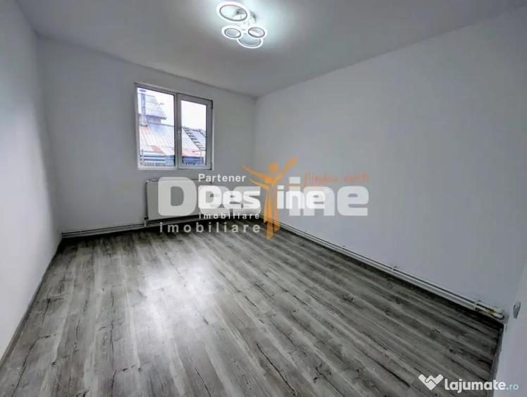 Casă cu 5 camere cu Teren 500 Mp în Lunca Cetățuii