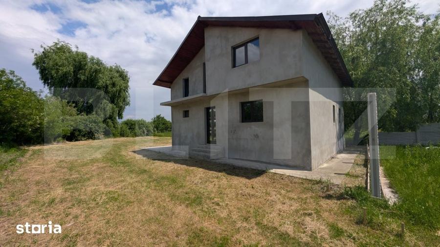 Casă cu 3 camere cu Teren 400 Mp în Răzvad