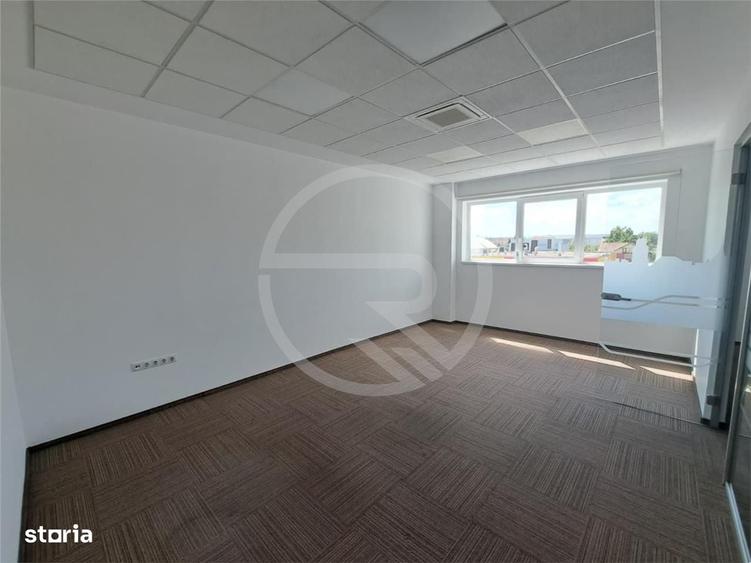 Spațiu comercial, de 275 mp, în Industrial