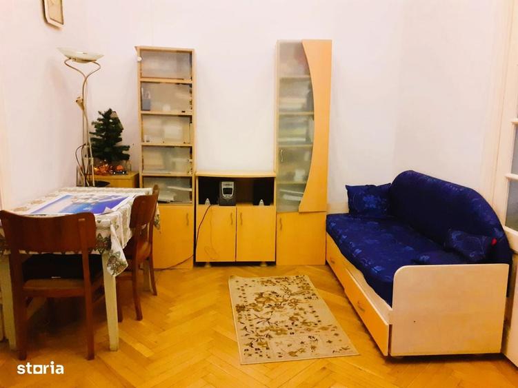 Apartament cu 3 camere în Aviatorilor