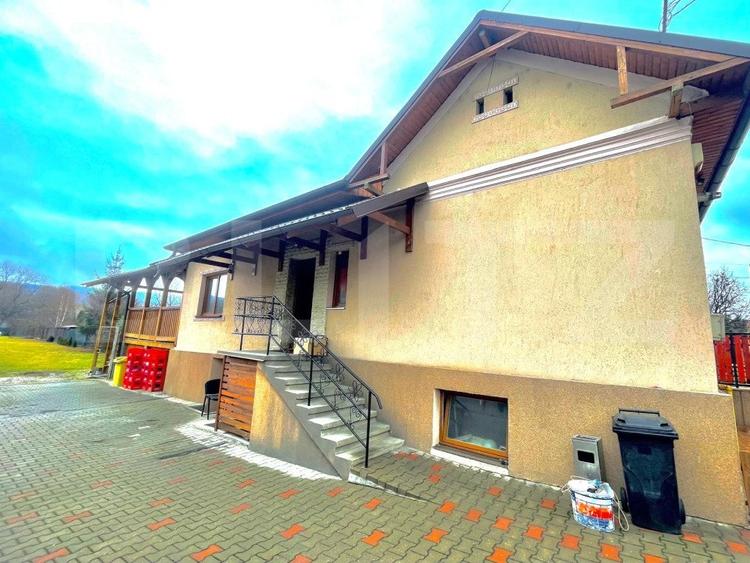 Casă individuală cu 2 camere cu Canalizare în Baciu