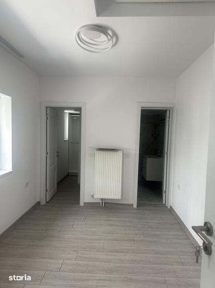 Casă cu 3 camere cu Teren 500 Mp în Central
