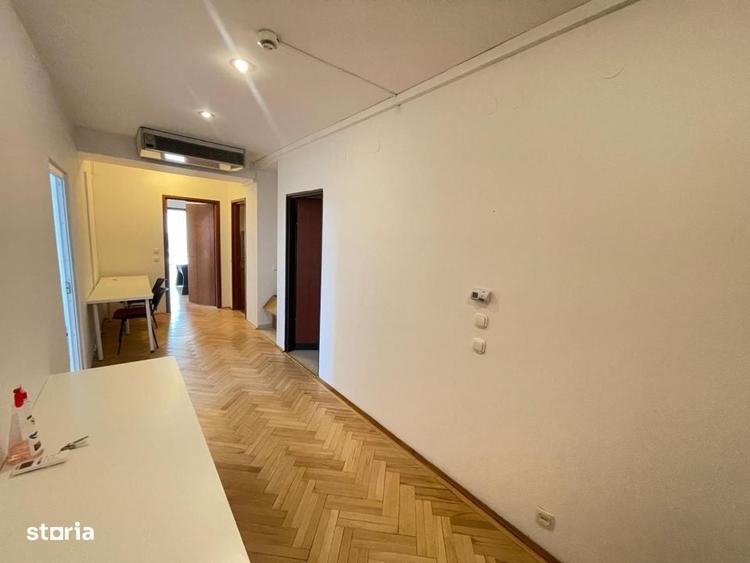 Apartament cu 4 camere decomandat în Universitate
