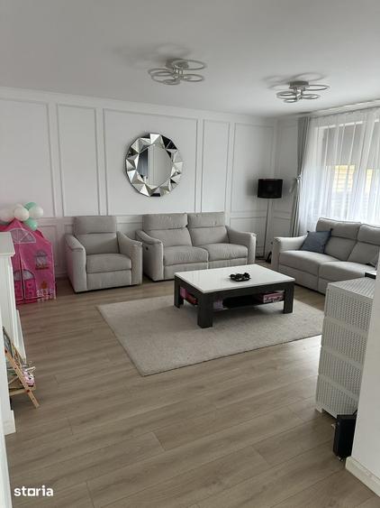 Casă cu 3 camere cu Teren 255 Mp în Central