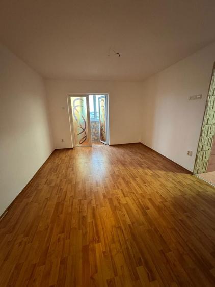 Garsonieră semidecomandată în Răchiți