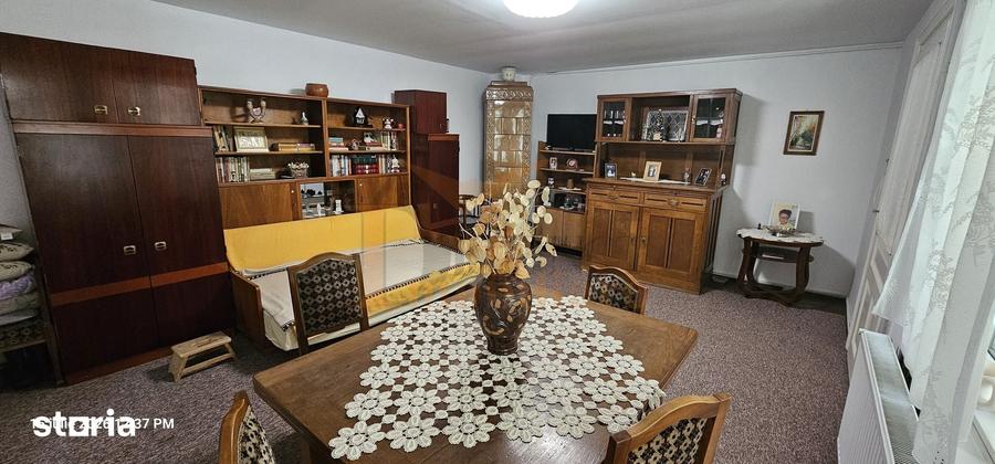 Casă cu 5 camere cu Teren 300 Mp în Schei