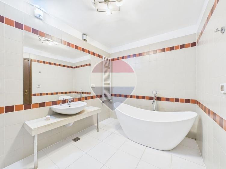 Apartament cu 3 camere decomandat, mobilat în Șoseaua Nordului