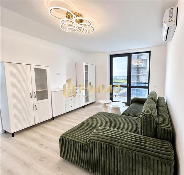 Apartament cu 3 camere semidecomandat, mobilat în Obcini