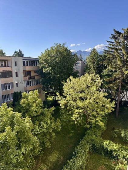 Apartament cu 2 camere semidecomandat în Gemenii