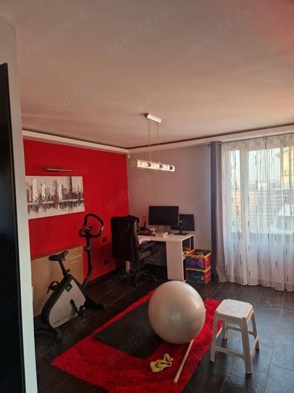 Casă cu 5 camere cu Teren 613 Mp în Moșnița Nouă