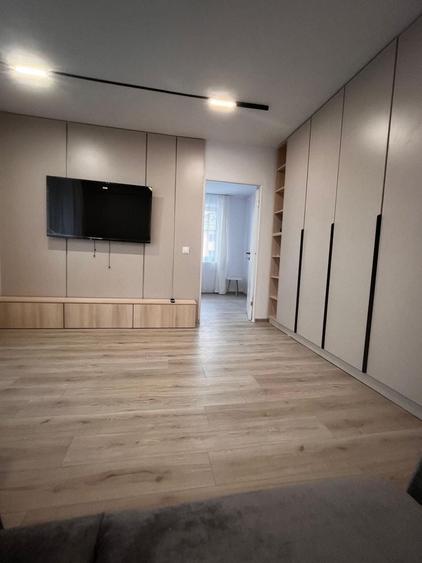 Apartament cu 2 camere nedecomandat în Central