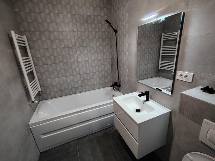 Apartament cu 2 camere decomandat în Cug