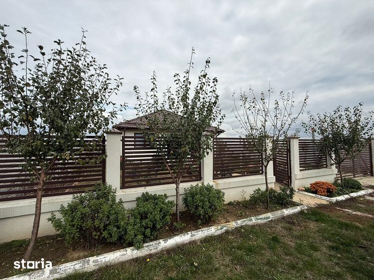 Casă cu 3 camere cu Teren 640 Mp în Clinceni