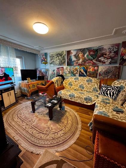 Apartament cu 4 camere decomandat în Exterior Vest