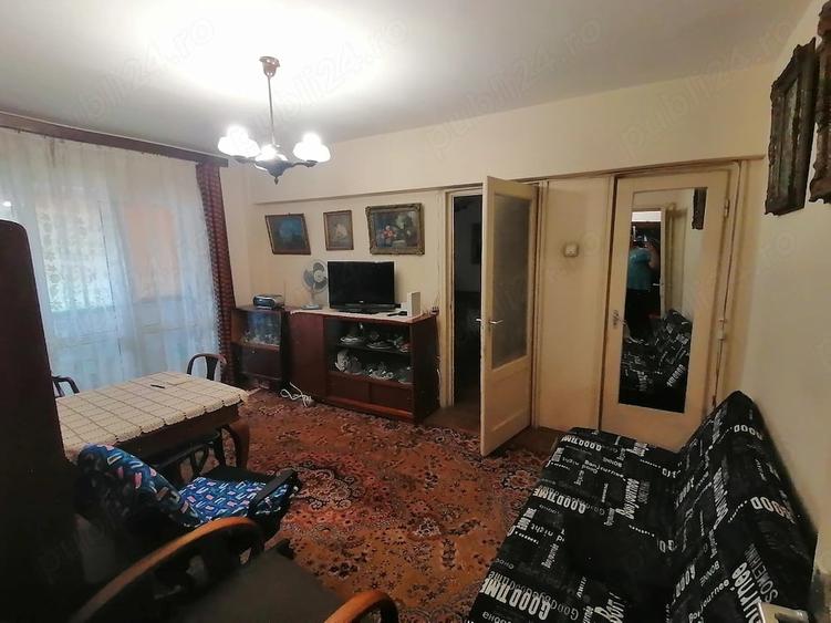 Apartament cu 2 camere semidecomandat în Calea Victoriei