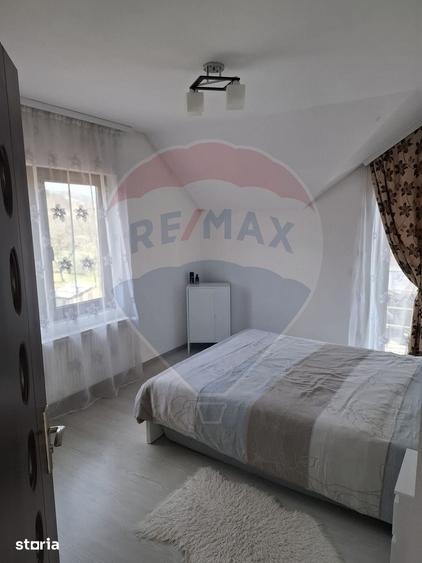 Casă cu 5 camere cu Teren 676 Mp în Bogdan Vodă