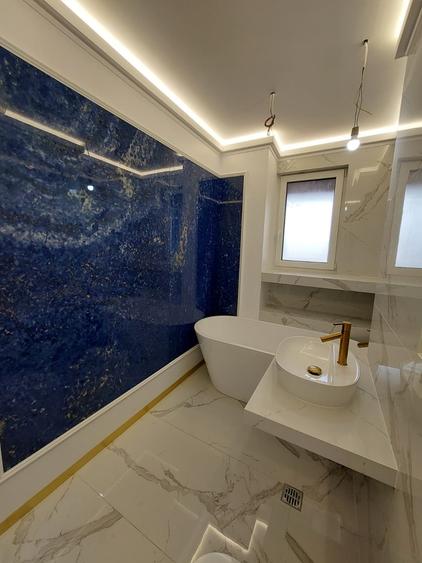 Penthouse cu 2 camere decomandat în Aradului