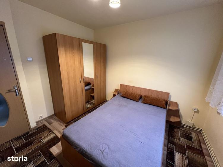 Apartament cu 3 camere semidecomandat, mobilat în Mihai Viteazul