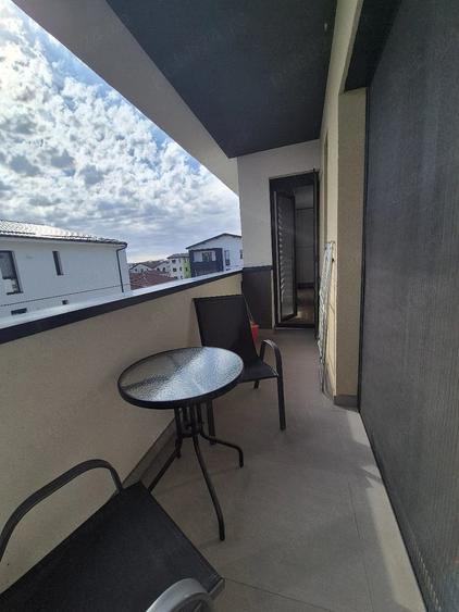 Apartament cu 2 camere semidecomandat în Giroc