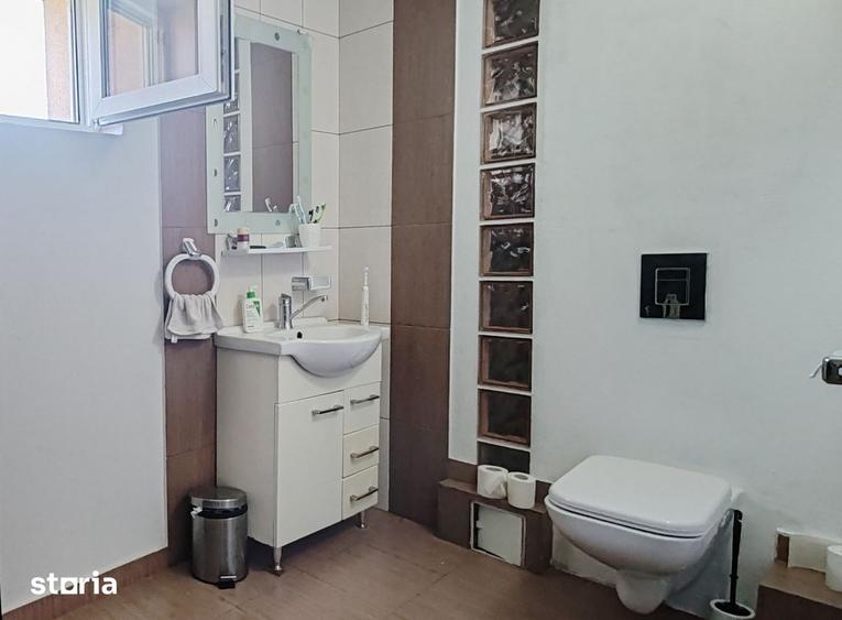 Casă cu 5 camere cu Piscina în Nord