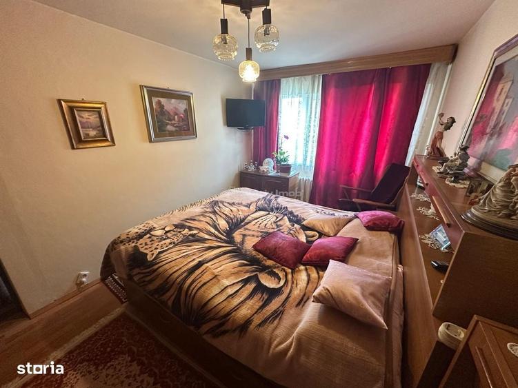 Apartament cu 3 camere decomandat în Central