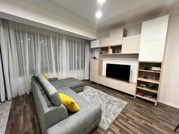Apartament cu 2 camere decomandat în Calea Călărașilor
