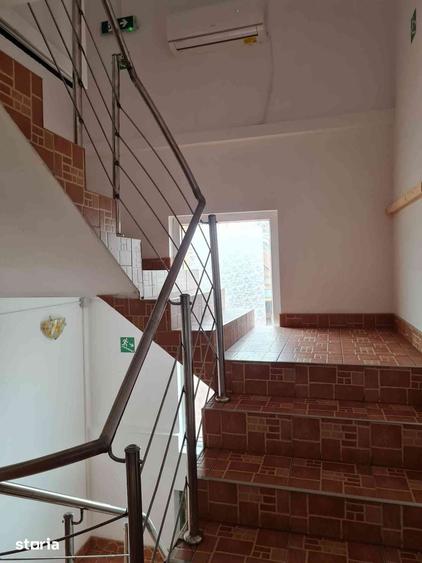 Spațiu comercial, de 794 mp, în Batiz