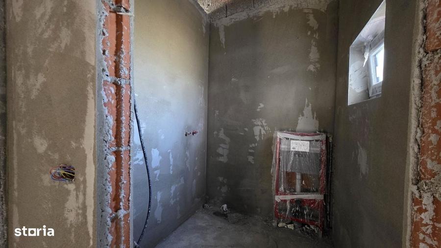 Casă cu 4 camere în Sânandrei
