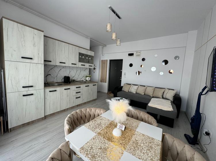 Apartament cu 2 camere semidecomandat în Nord