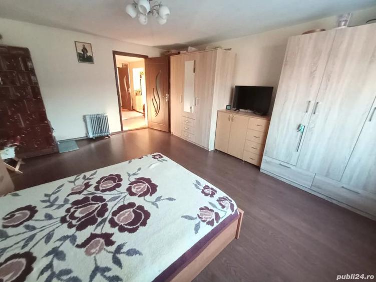 Casă cu Teren 1060 Mp în Beriu