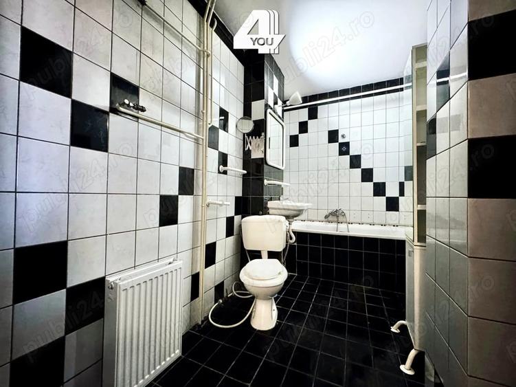 Apartament cu 2 camere semidecomandat în Intim