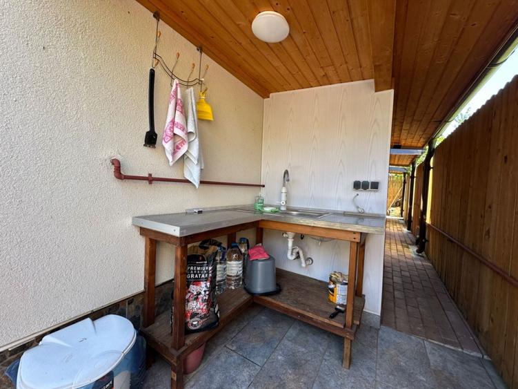Casă individuală cu 5 camere cu Canalizare în Corbeanca
