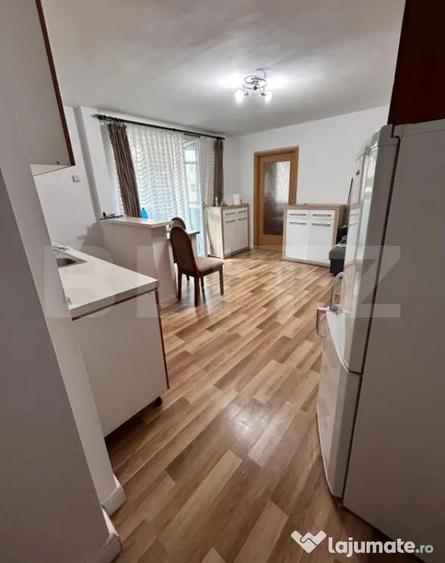 Apartament cu 2 camere semidecomandat în Central
