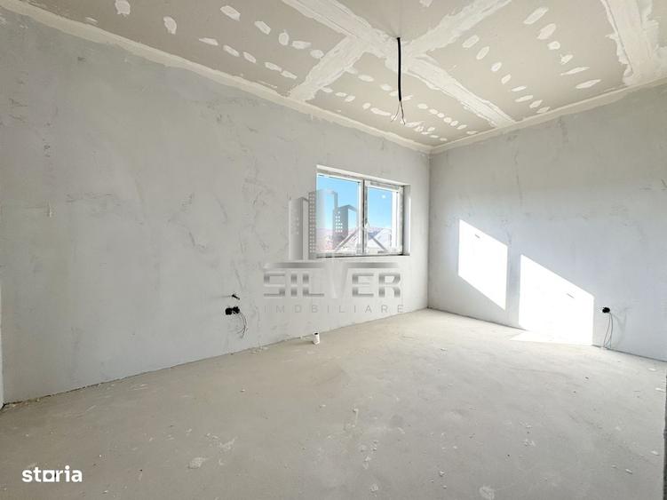Casă cu 4 camere în Gilău