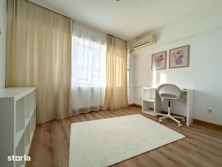 Apartament cu 4 camere decomandat în Berceni