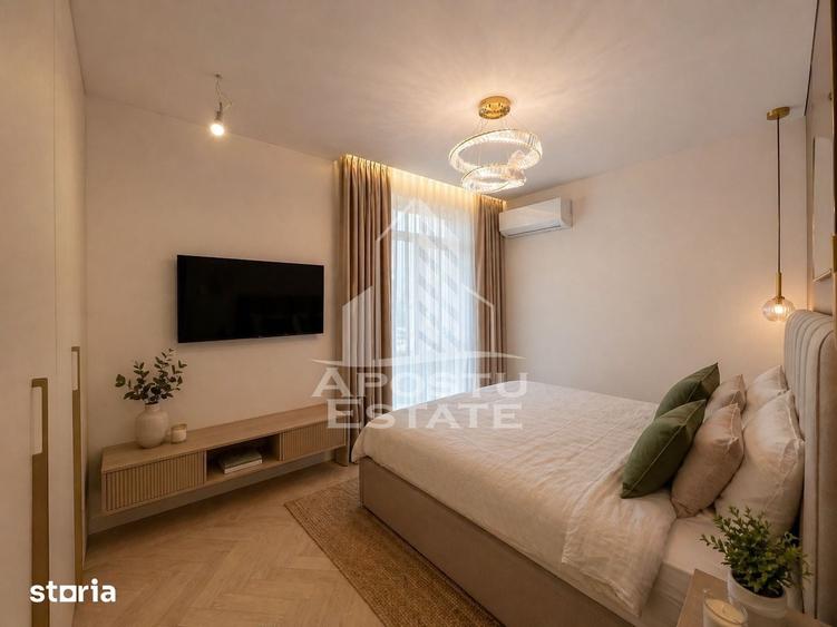 Apartament cu 3 camere în Aradului
