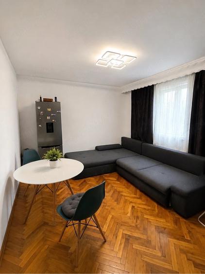 Apartament cu 2 camere decomandat în Dumbrava 2