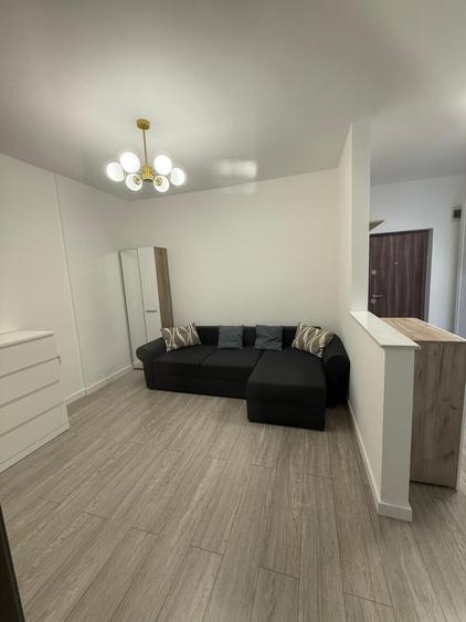 Apartament cu 2 camere decomandat în Florești